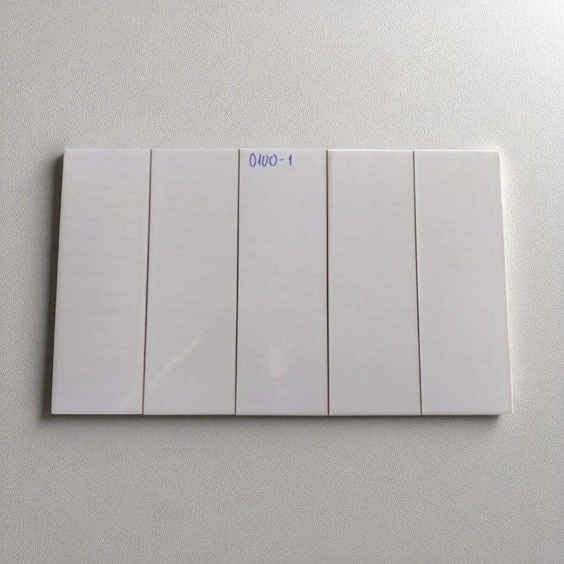 Gạch thẻ Việt Nam trắng bóng phẳng  KT 100x300mm loại 1 mã STA1300