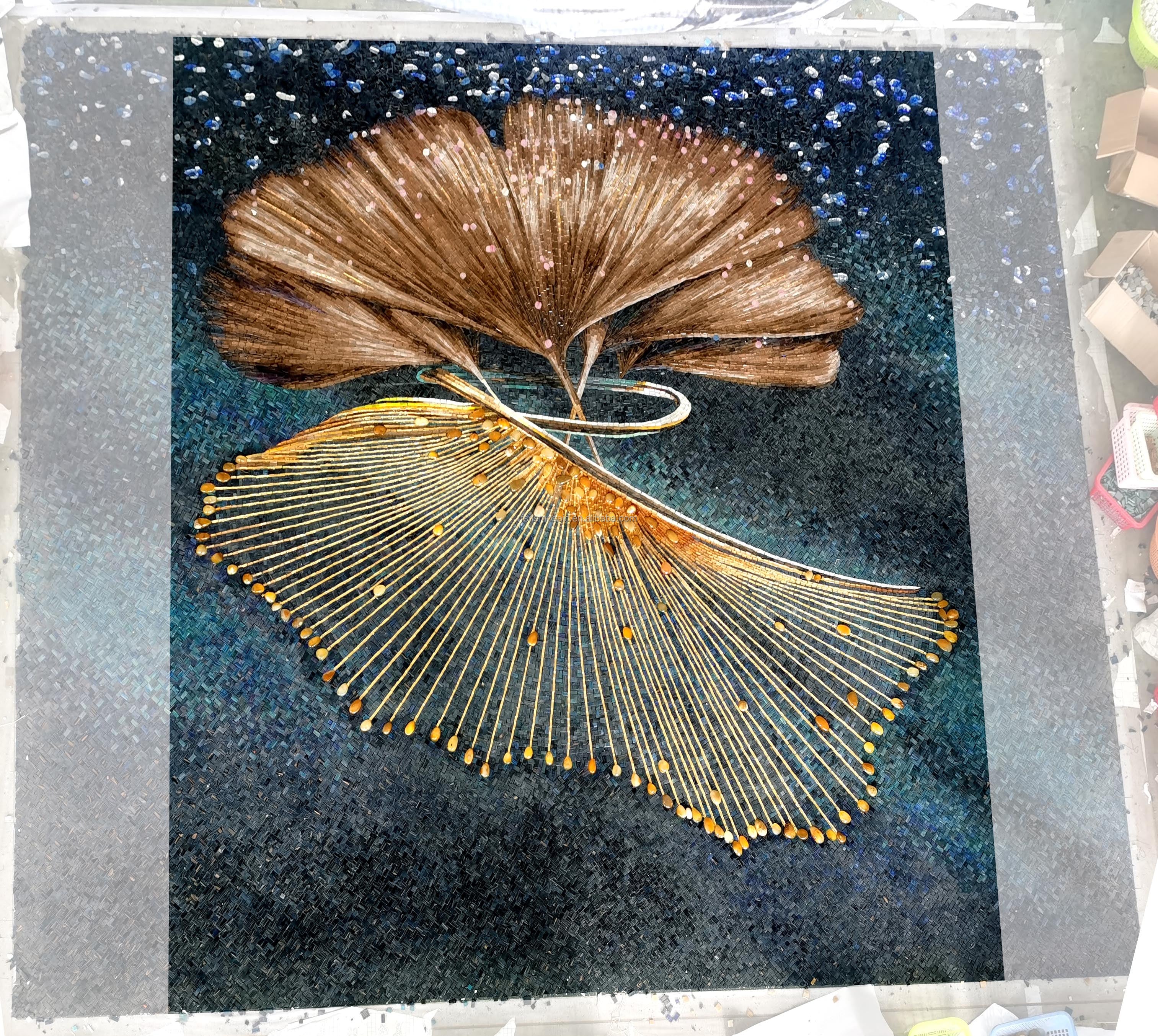 Tranh kính nghệ thuật hình sứa hiện đại