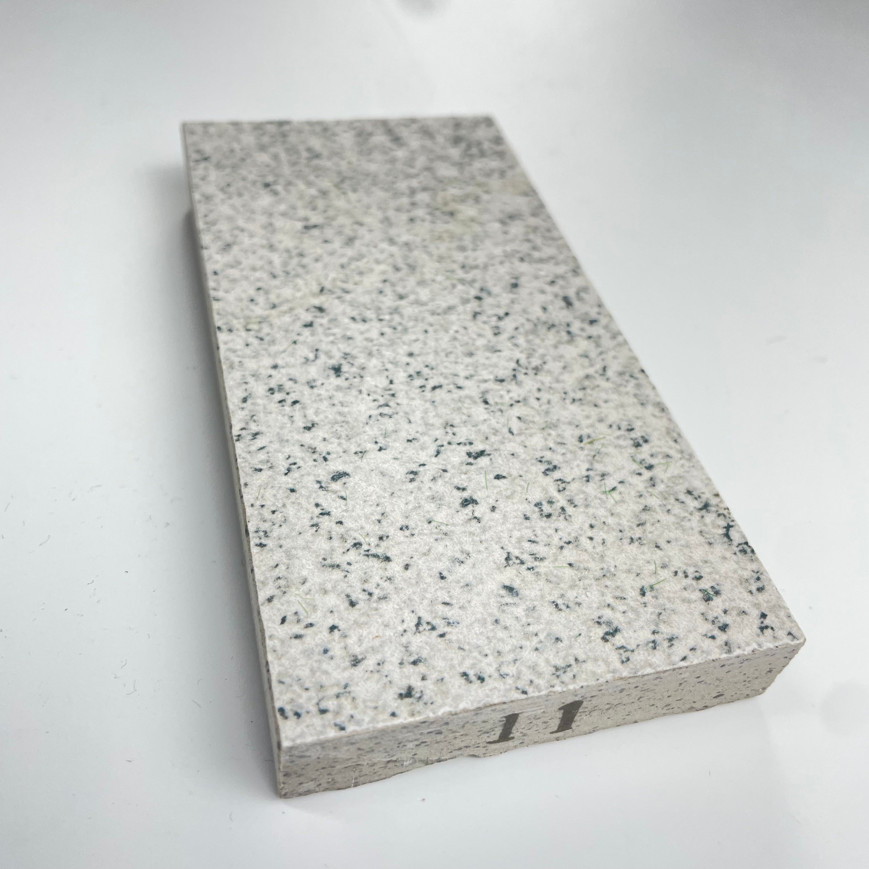 Gạch Lát Sân Ngoài Trời Men Sứ 20mm Hiện Đại Chống Trơn