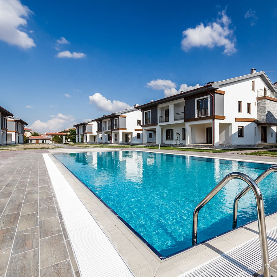 Máng thoát nước hình sóng hồ bơi có thể tùy chỉnh chiều dài, chống trơn trượt Bluwhale