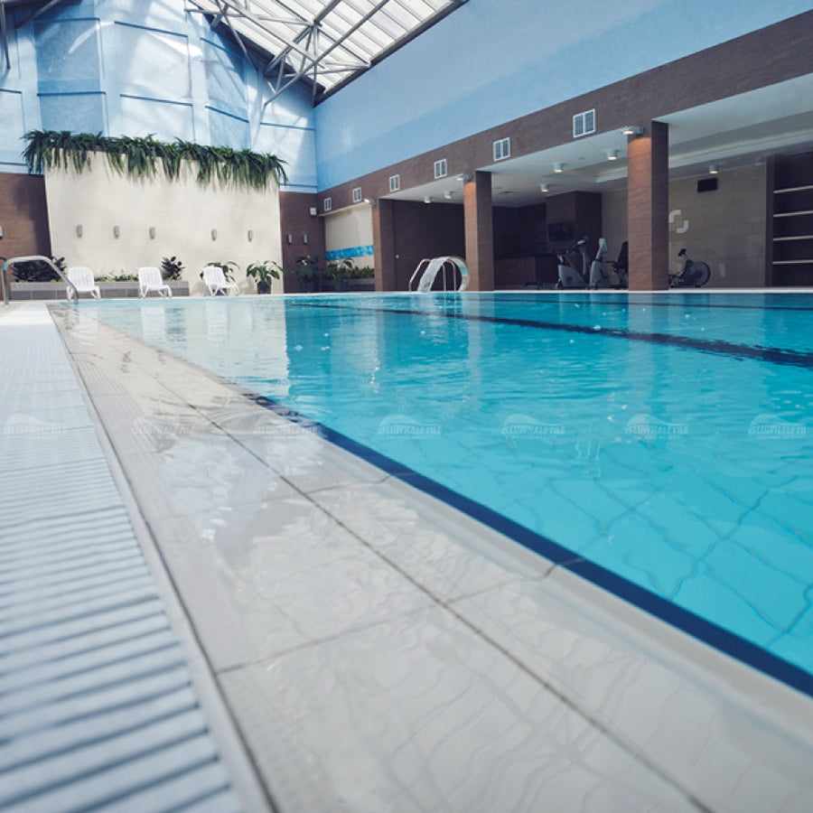 Máng thoát nước hình sóng hồ bơi có thể tùy chỉnh chiều dài, chống trơn trượt Bluwhale