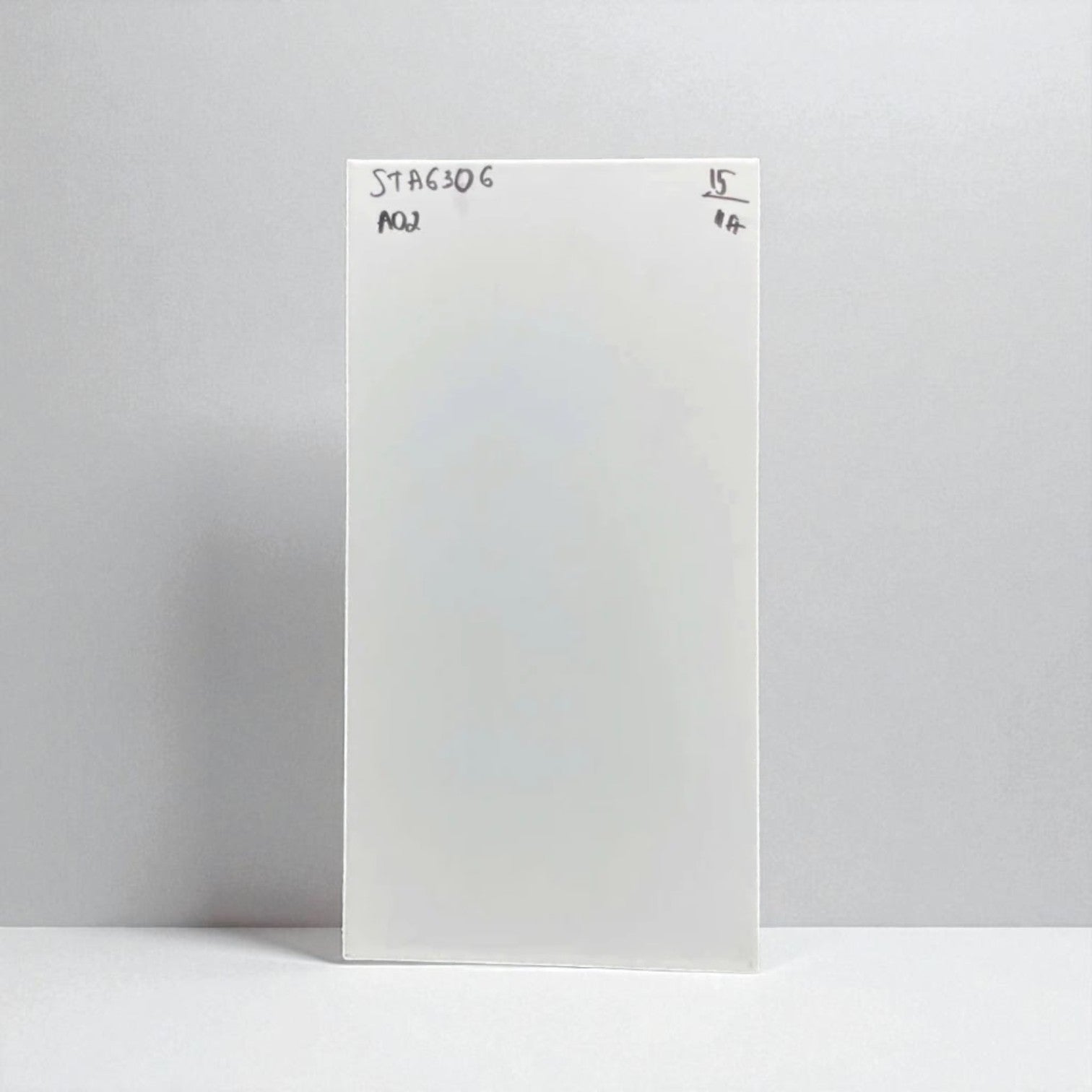 Gạch 30x60 trắng mờ loại 1 mã STA6306 - Daisan Store