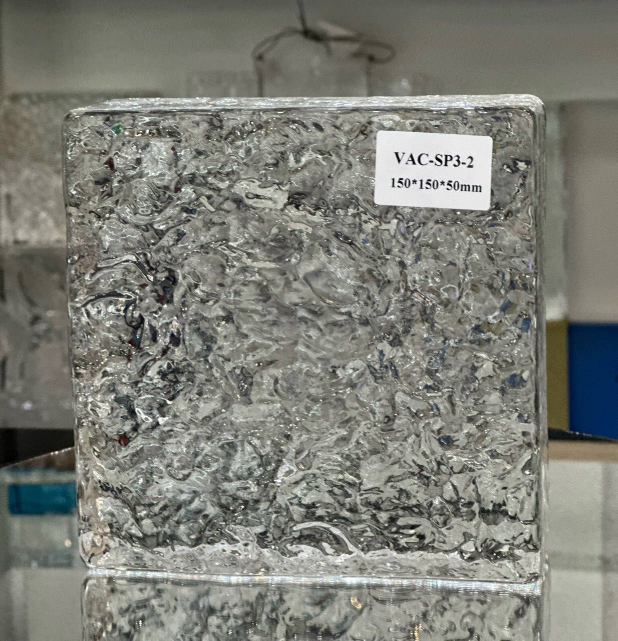 GẠCH KÍNH KHỐI ĐẶC SP3 - 2 - Daisan Store