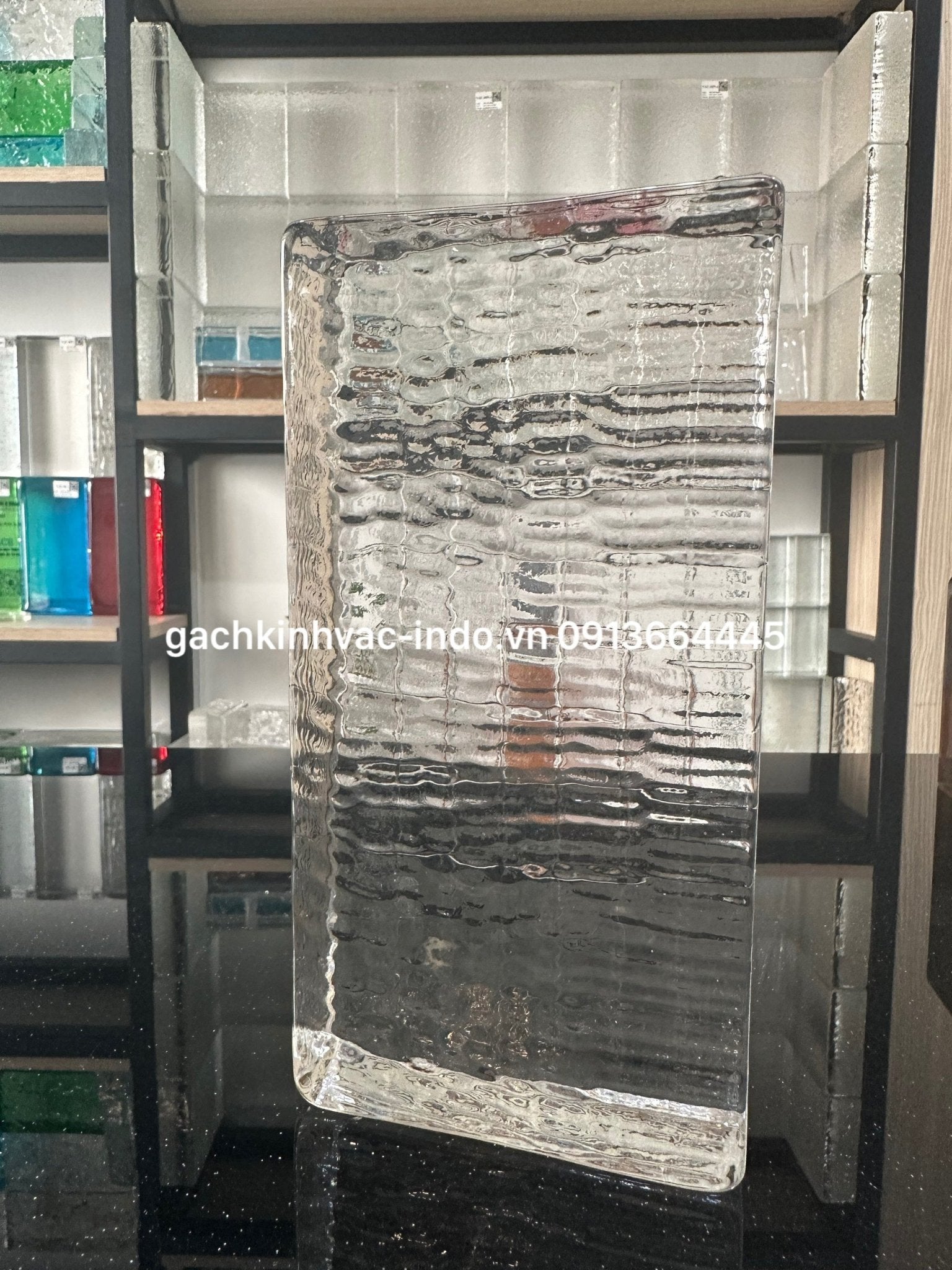 Gạch kính khối đặc VAC - Daisan Store