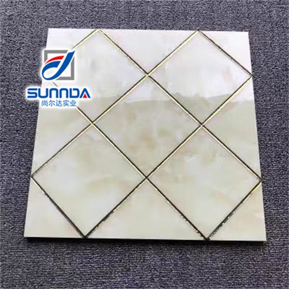 Gạch Lát Sàn Sứ Porcelain Vân Thảm Bề Mặt Bóng Tráng Men Mạ Vàng Họa Tiết Hoa Lá Tùy Chỉnh Chất Lượng Phật Sơn 600x600 - Daisan Store