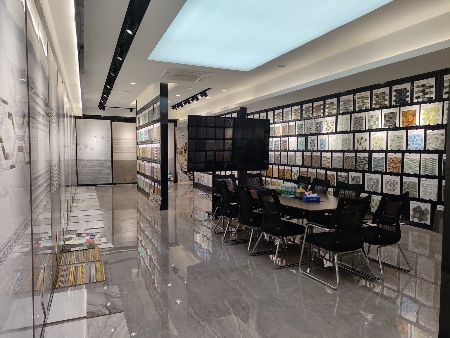 Gach Op Tuong Su Ky Thuat So Mai Bong Van Da Cam Thach - Daisan Store