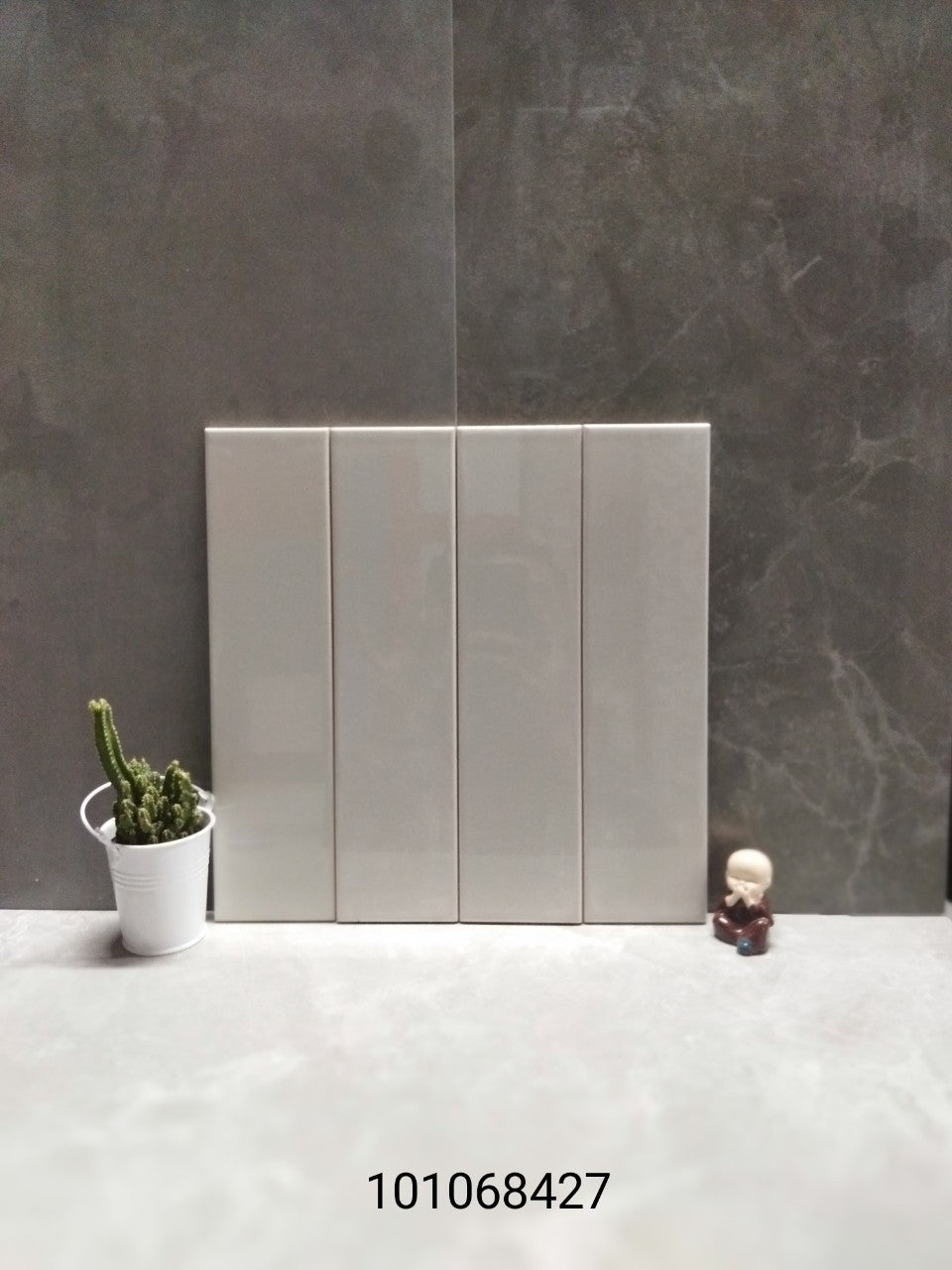 Gạch thẻ Việt Nam KT 75x300mm xám bóng phẳng loại 1 mã 68427 - Daisan Store