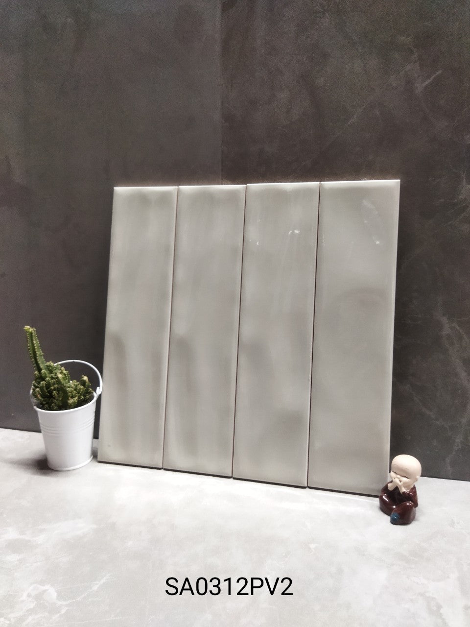 Gạch thẻ xám lượn bóng 75x300 mã SA0312PV2 - Daisan Store