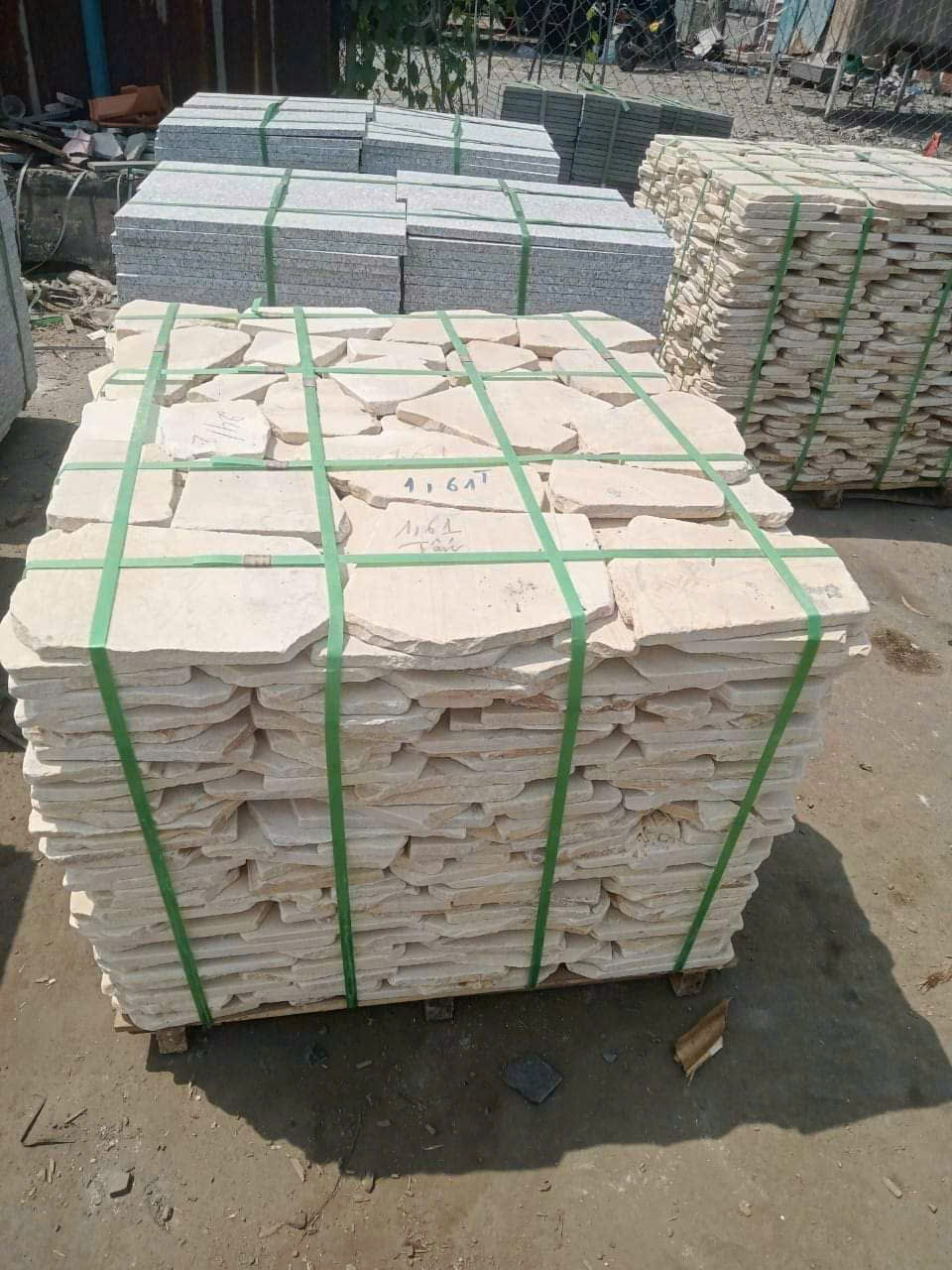 Đá rối vàng quay Nghệ An