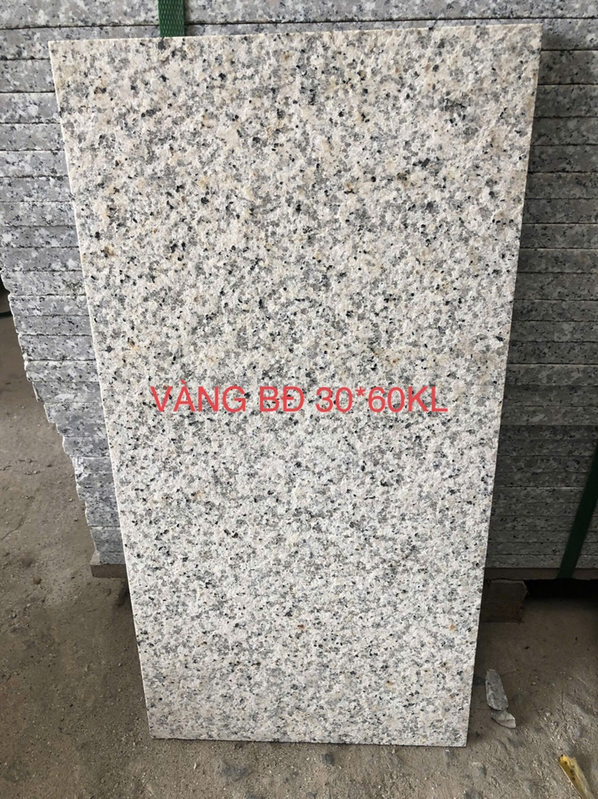 Vàng Bình Định khò nhạt 30x60x1,8