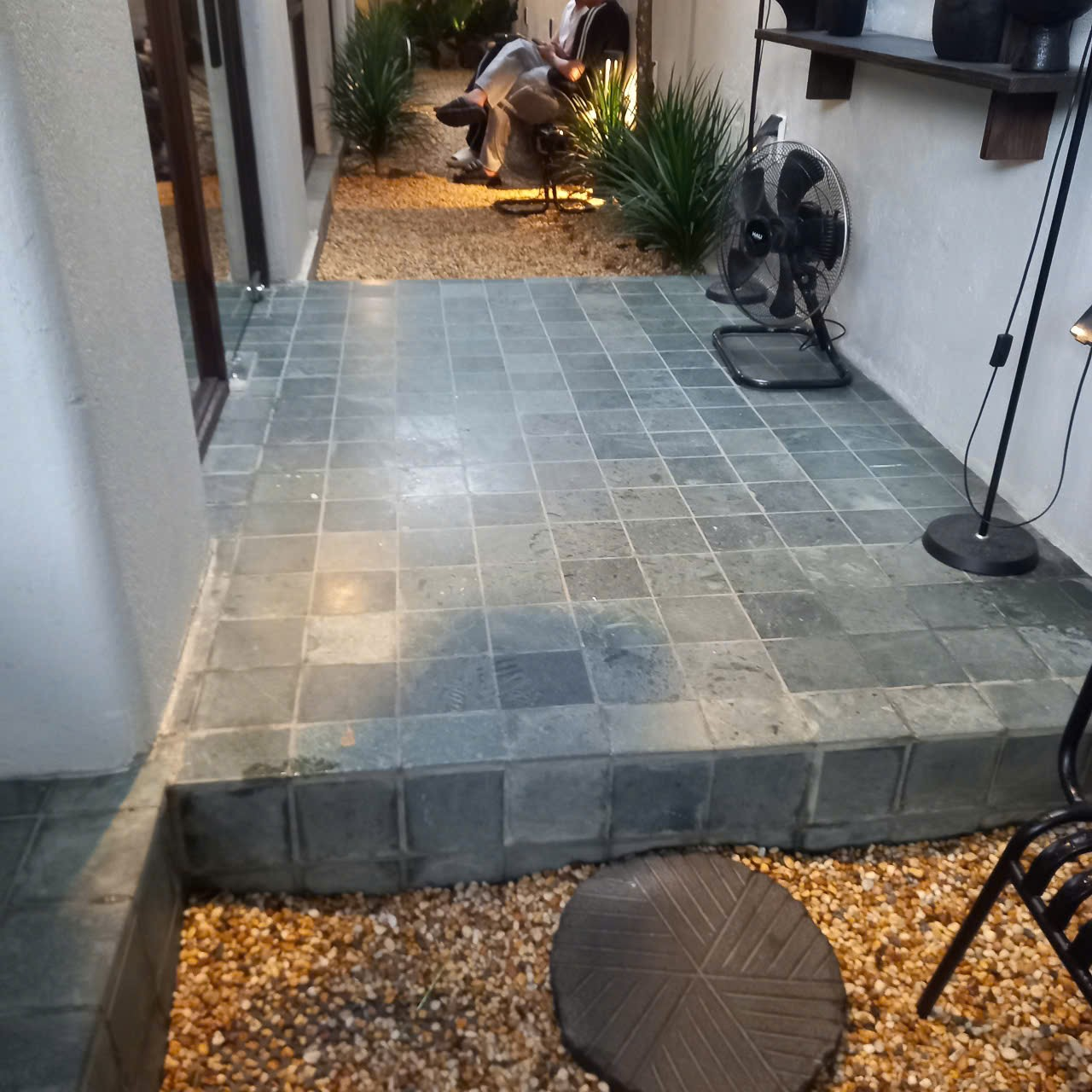 Đá mài xanh 15x15x1,8