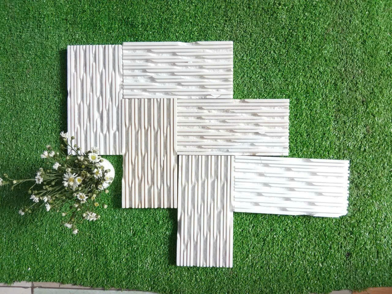 Gạch răng lược trắng sữa 10x20