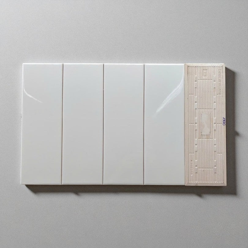 Gạch thẻ trang trí trắng bóng loại ưu 100x300mm PSTA1300