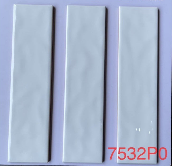 Gạch Thẻ Gợn Sóng 75x300 Màu Trắng 7532P0