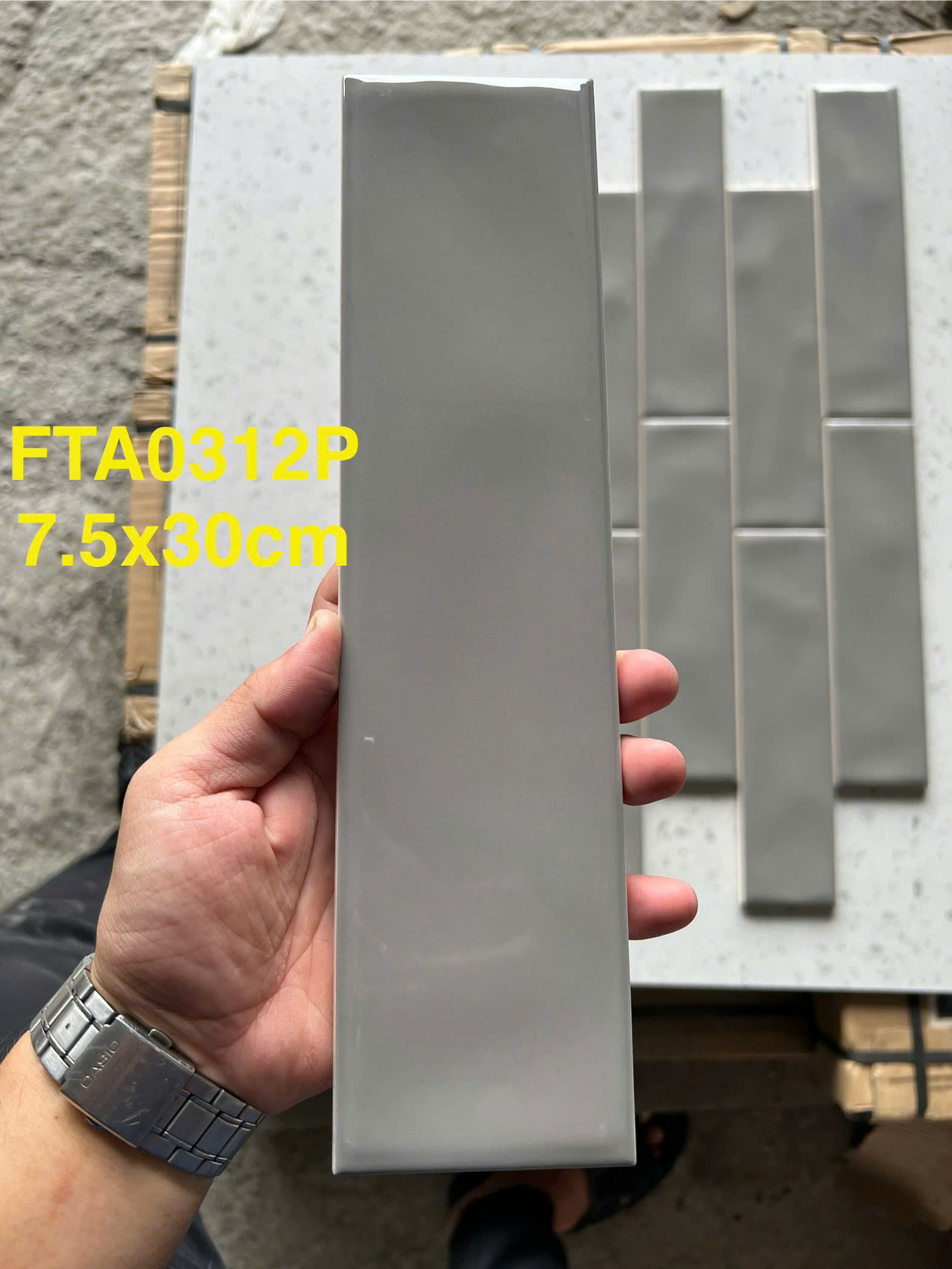 Gạch thẻ Việt Nam 75x300 lượn mặt mã FTA0312P (loại 1)