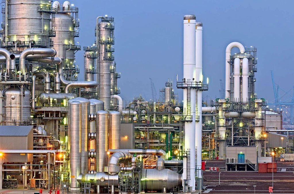 Tầm Quan Trọng Của Hóa Chất Trong Ngành Công Nghiệp Và Xây Dựng - Daisan Store