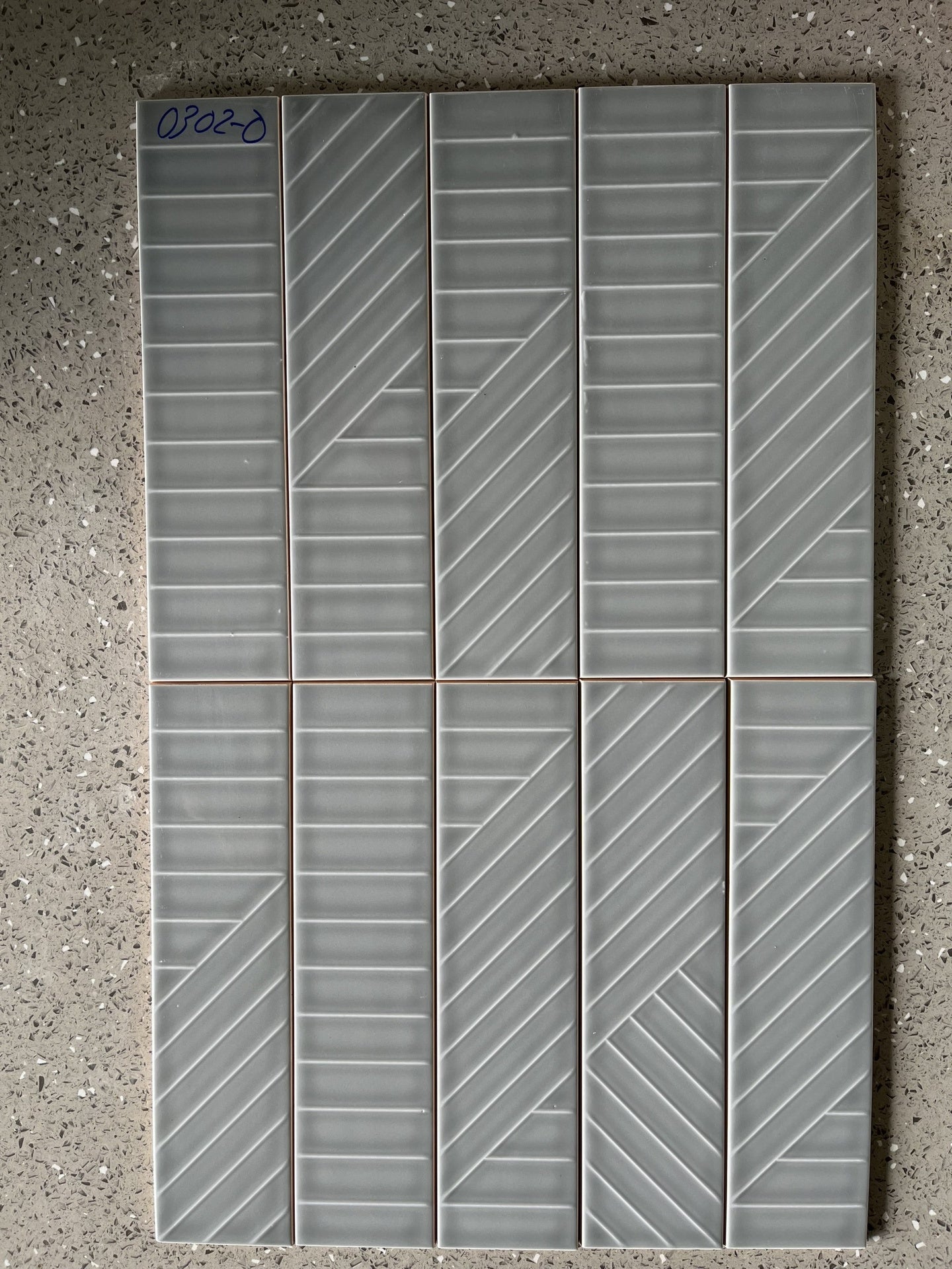 [0302 - 0] Gạch thẻ VN KT 75x300mm họa tiết xám bóng mã 0302 - 0 - Daisan Store