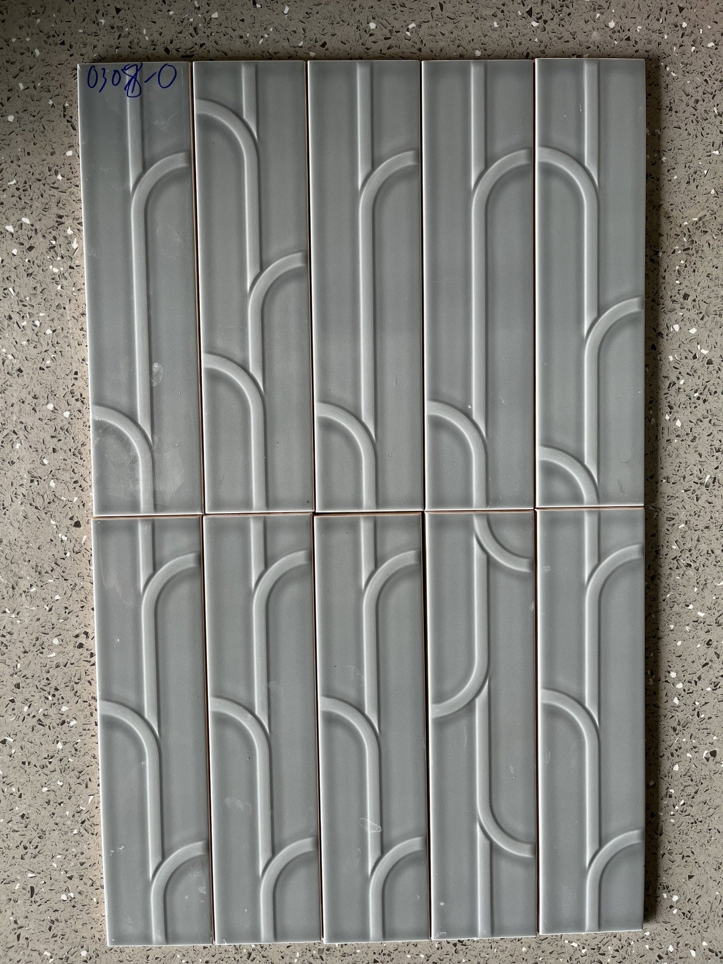 [0308 - 0]Gạch thẻ 75x300mm họa tiết xám bóng mã 0308 - 0 - Daisan Store