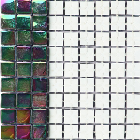 Gạch Mosaic Hồ Bơi Óng Ánh Sang Trọng Gắn Điểm