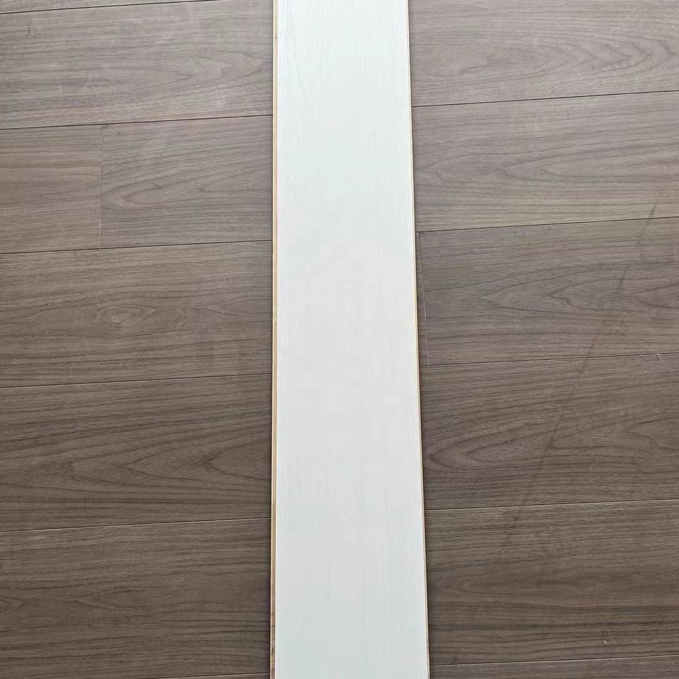 Độ dày 15mm Sồi Trung Quốc Bề mặt sàn gỗ đặc Sàn gỗ trắng hiện đại Giao hàng nhanh