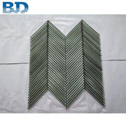 Bán sỉ trực tiếp từ nhà máy Gạch ốp tường kính mosaic xương cá tự dán dùng cho bếp, phòng tắm và tường điểm nhấn
