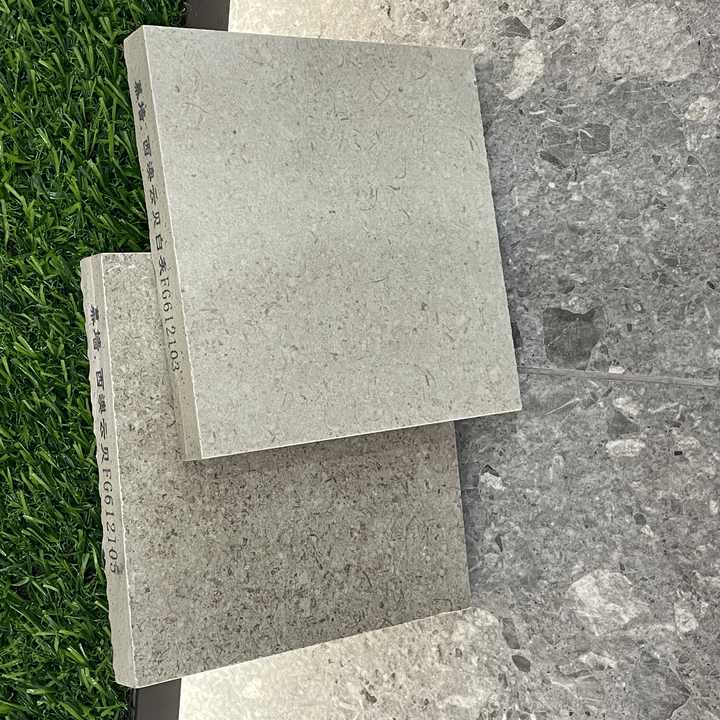 Gach Men Ngoai Troi 600x1200 20mm Ben Vuong Cao Cap – Daisan Store