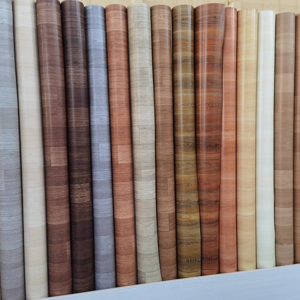 Sàn cuộn PVC/Vinyl thương mại chống thấm nước, dùng làm tấm trải sàn, thiết kế vân gỗ, cho phòng gym, phòng khiêu vũ.