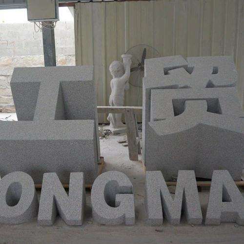 Biển quảng cáo ngoài trời đá granite 3D tùy chỉnh, thân thiện với môi trường, bền vững.