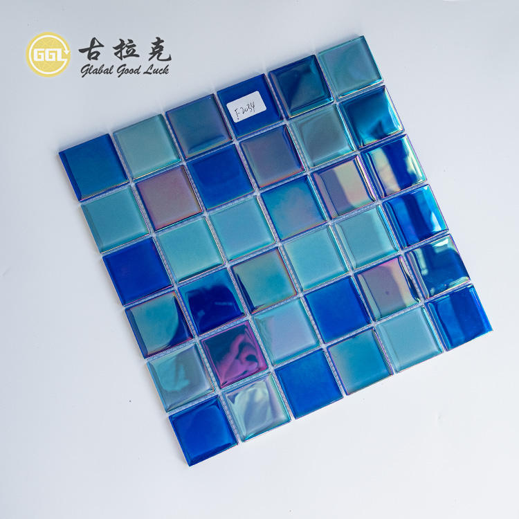 Gạch Mosaic Thủy Tinh Xanh Dương Óng Ánh Lấp Lánh Hình Vuông Bề Mặt Bóng Lý Tưởng Để Trang Trí Tường Khách Sạn Khu Vực Hồ Bơi