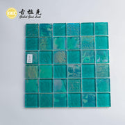 Gạch Mosaic Kính Lấp Lánh Óng Ánh Xanh Ngọc Lục Bảo Hình Vuông 300x300mm