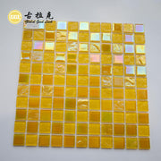 Gạch Mosaic Thủy Tinh Vuông Màu Vàng Óng Ánh dùng cho Hồ Bơi và Trang Trí Tường