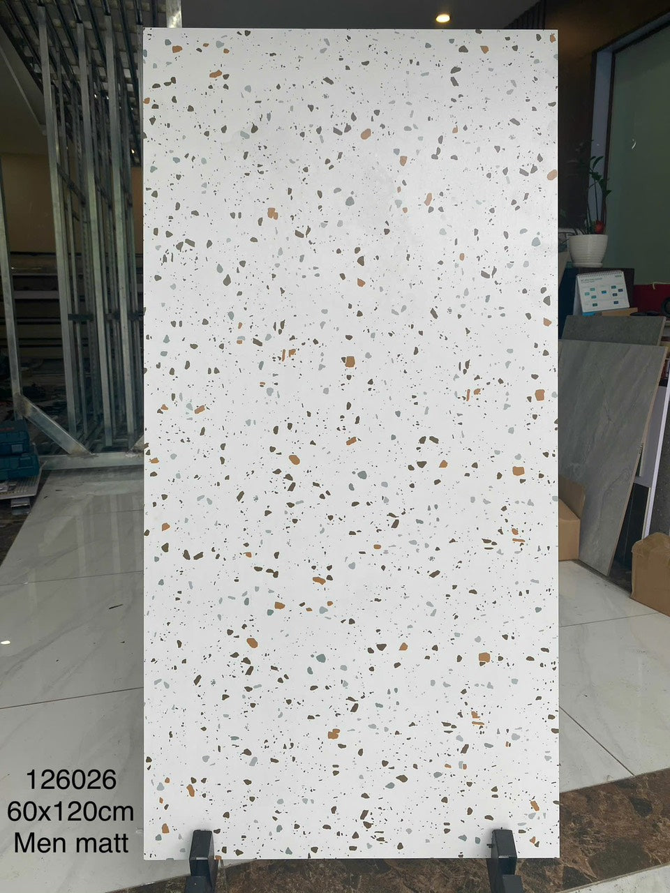 Gạch Terrazzo sứ bóng chống trượt 600x1200 cho sàn phòng khách, phòng ăn, trung tâm thương mại, ban công