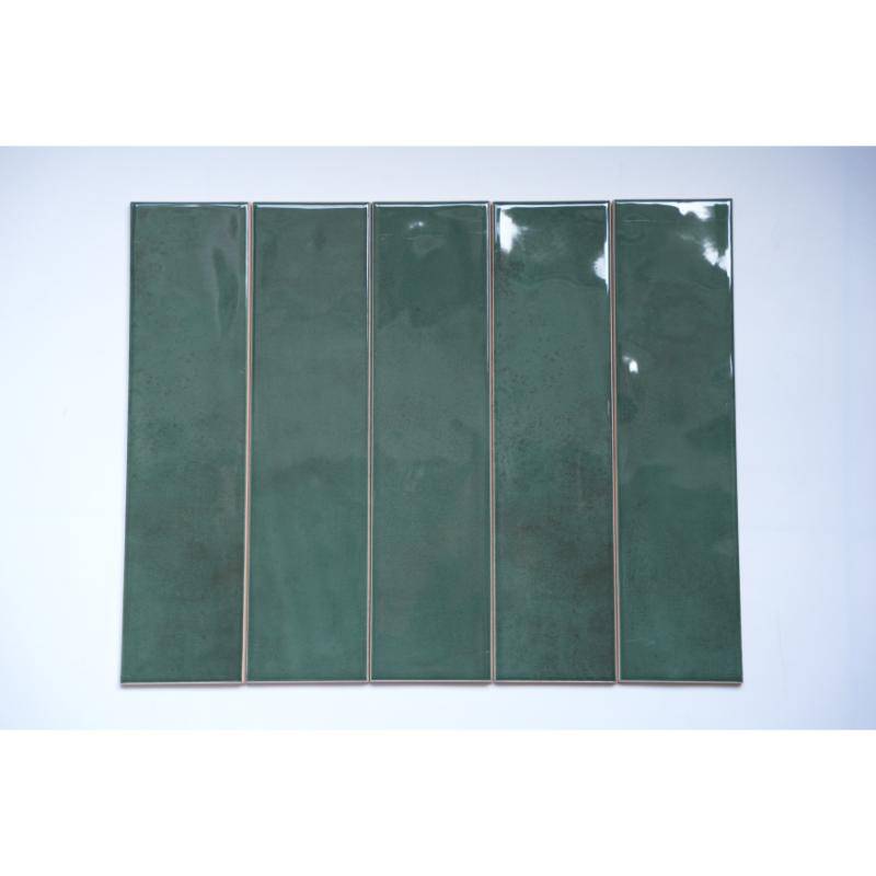 Gạch thẻ bóng lượn mặt KT 75x300mm DS75307