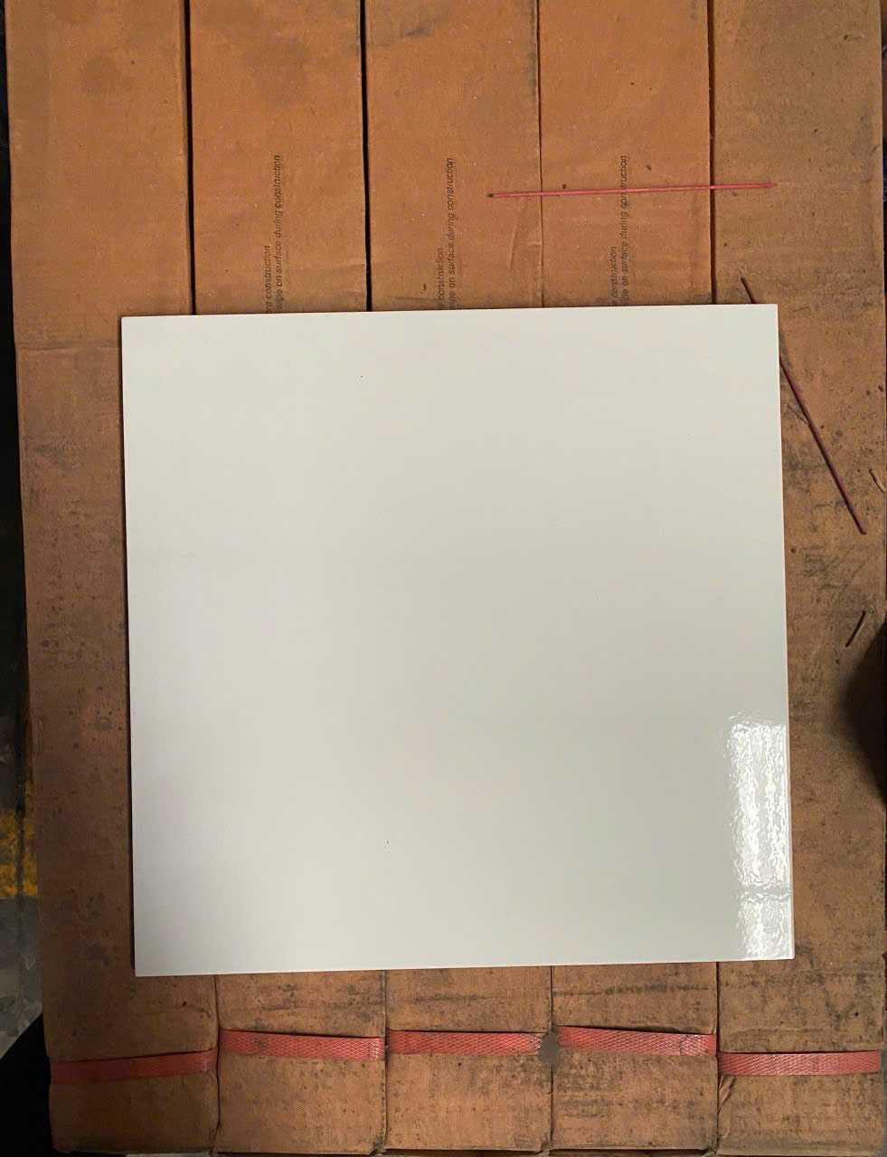 Gạch Lót Nền KT 30x30 trắng mã 06-269721