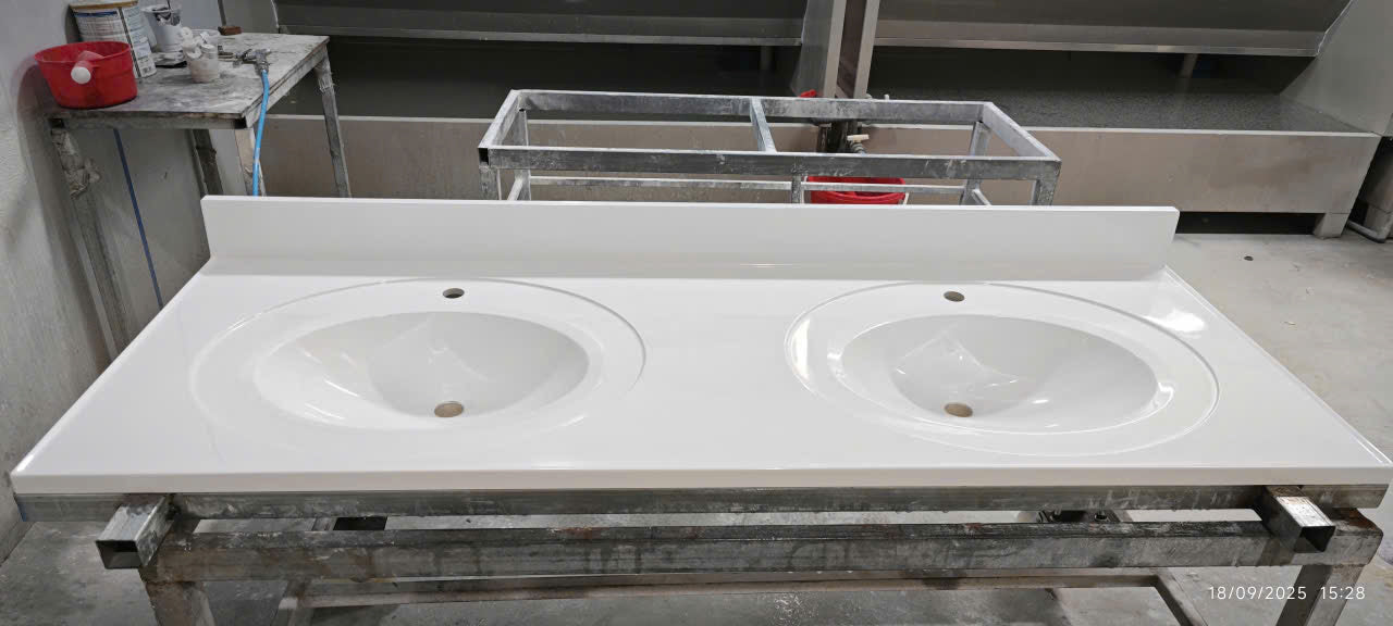 Chậu đôi Oval mã PS-6122OW KT 1549x559mm