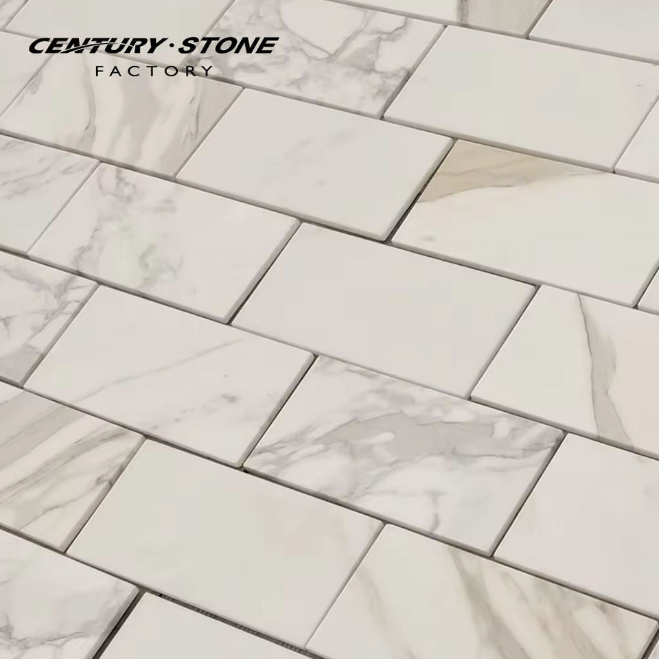 Centurymosaic Gạch Trắng Đánh Bóng Đá Tự Nhiên Cẩm Thạch Calacatta Vàng Gạch Mosaic Kiểu Tàu Điện Ngầm