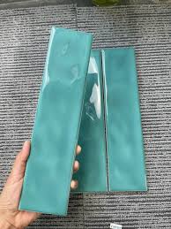 Gạch xanh bóng lượn mặt 5x20 520UCM6