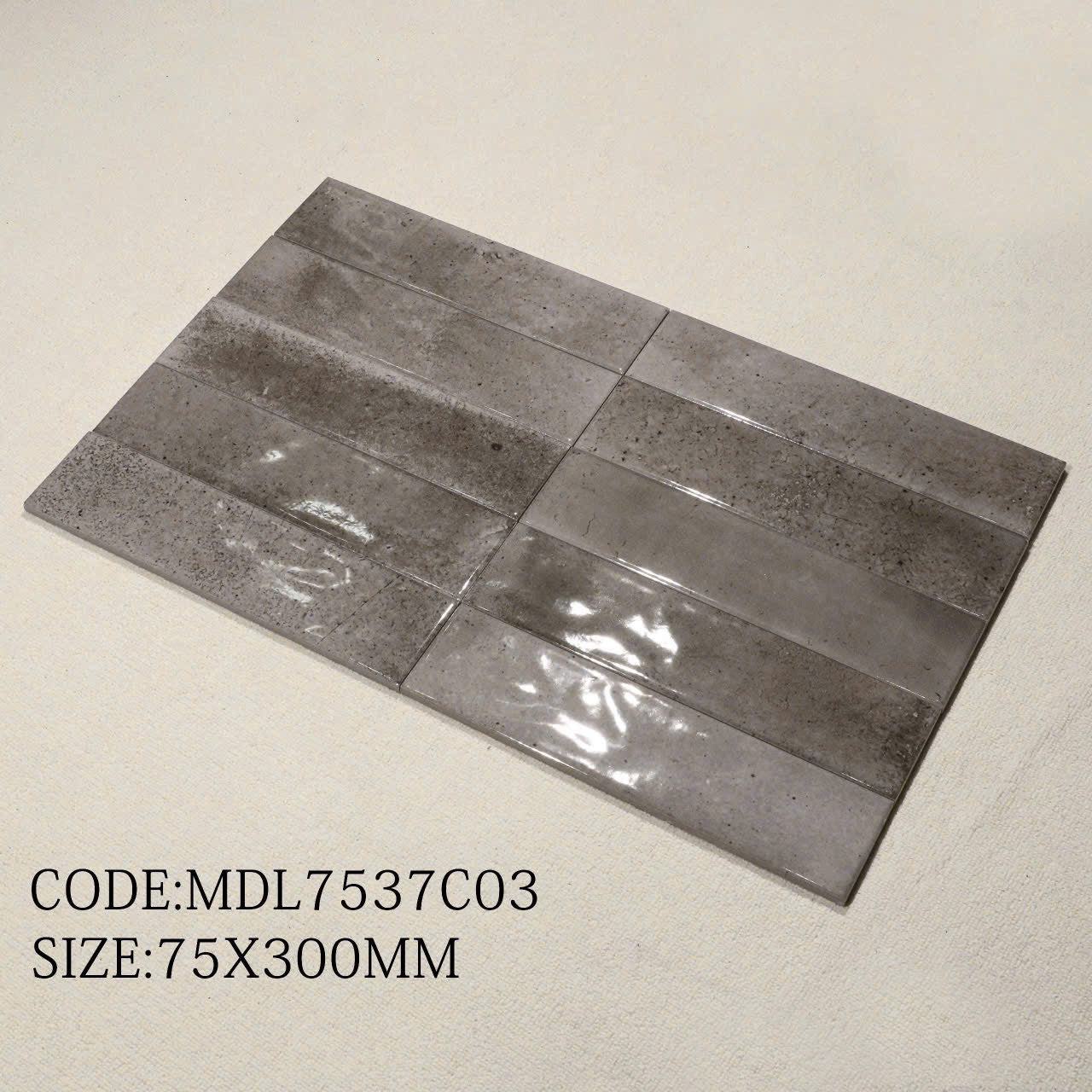 Gạch thẻ 75x300 bóng mã 7537C03