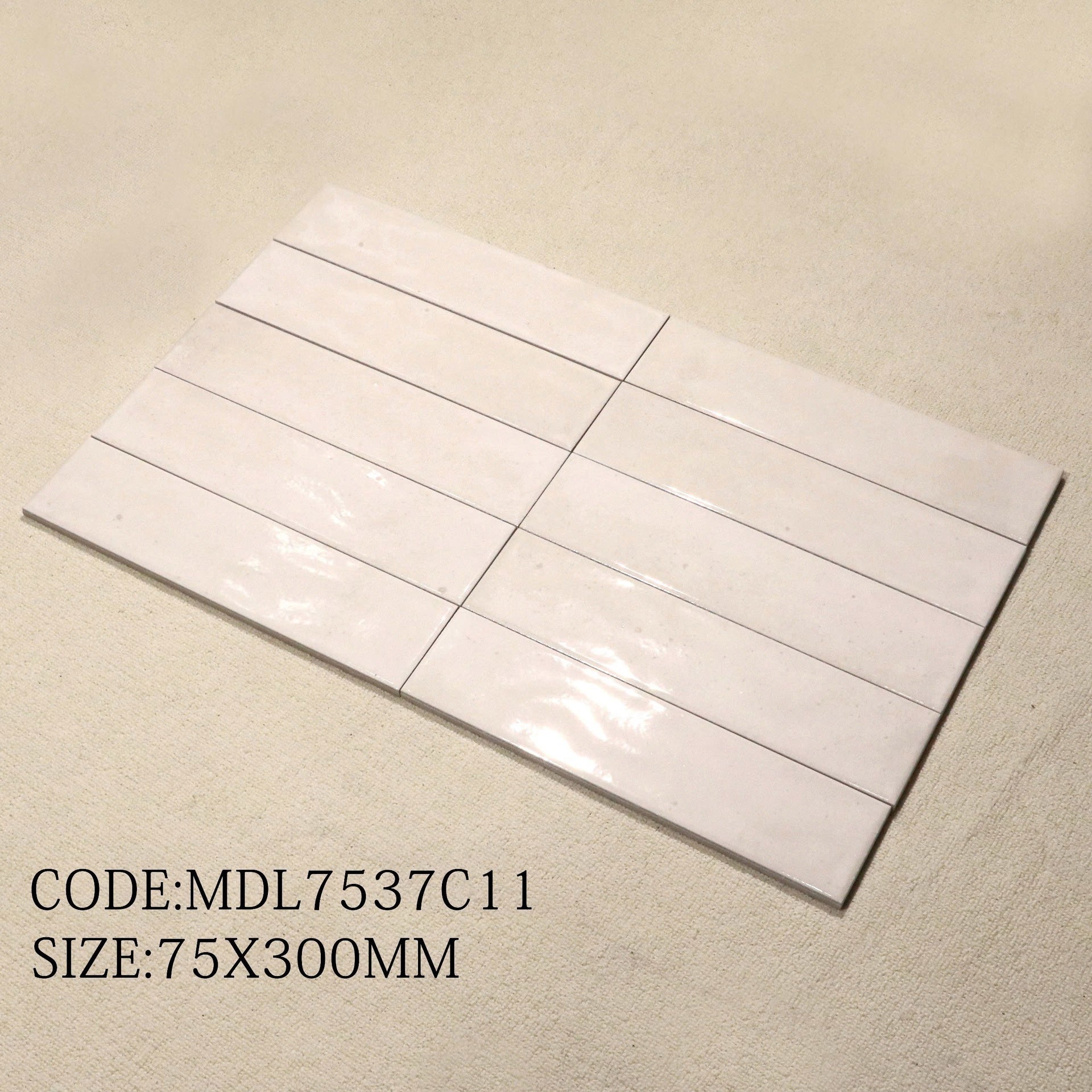 Gạch thẻ 75x300 xương porcelain bóng mã 7537C11