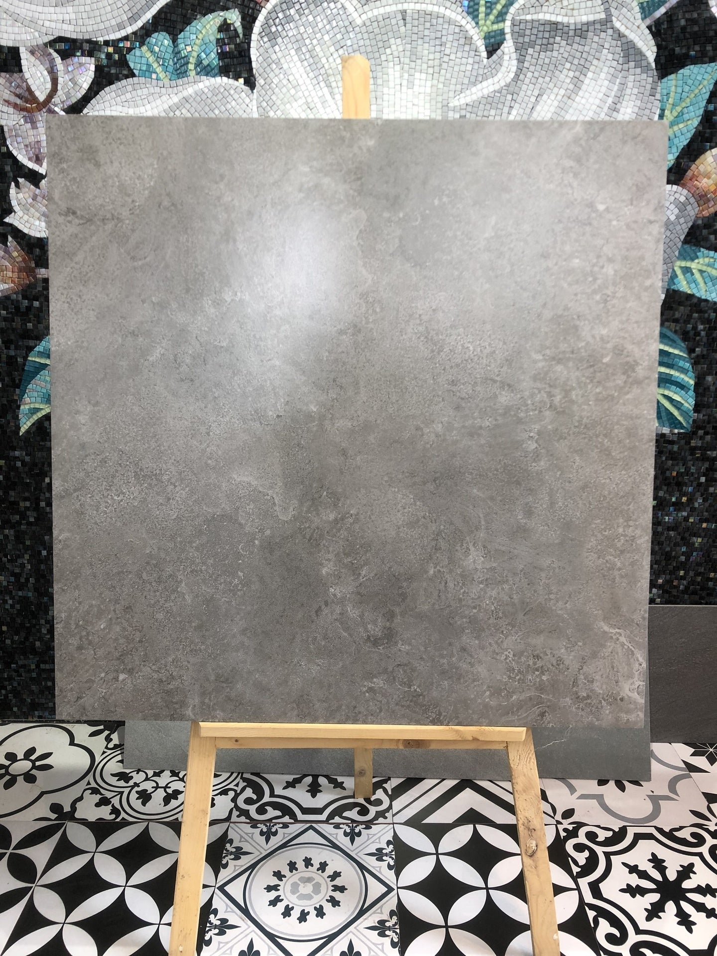 Gạch Lát Việt Nam, Xương đá xám mờ mã 8806 , KT 800x800mm ( 3 Viên/thùng/1,92m2)