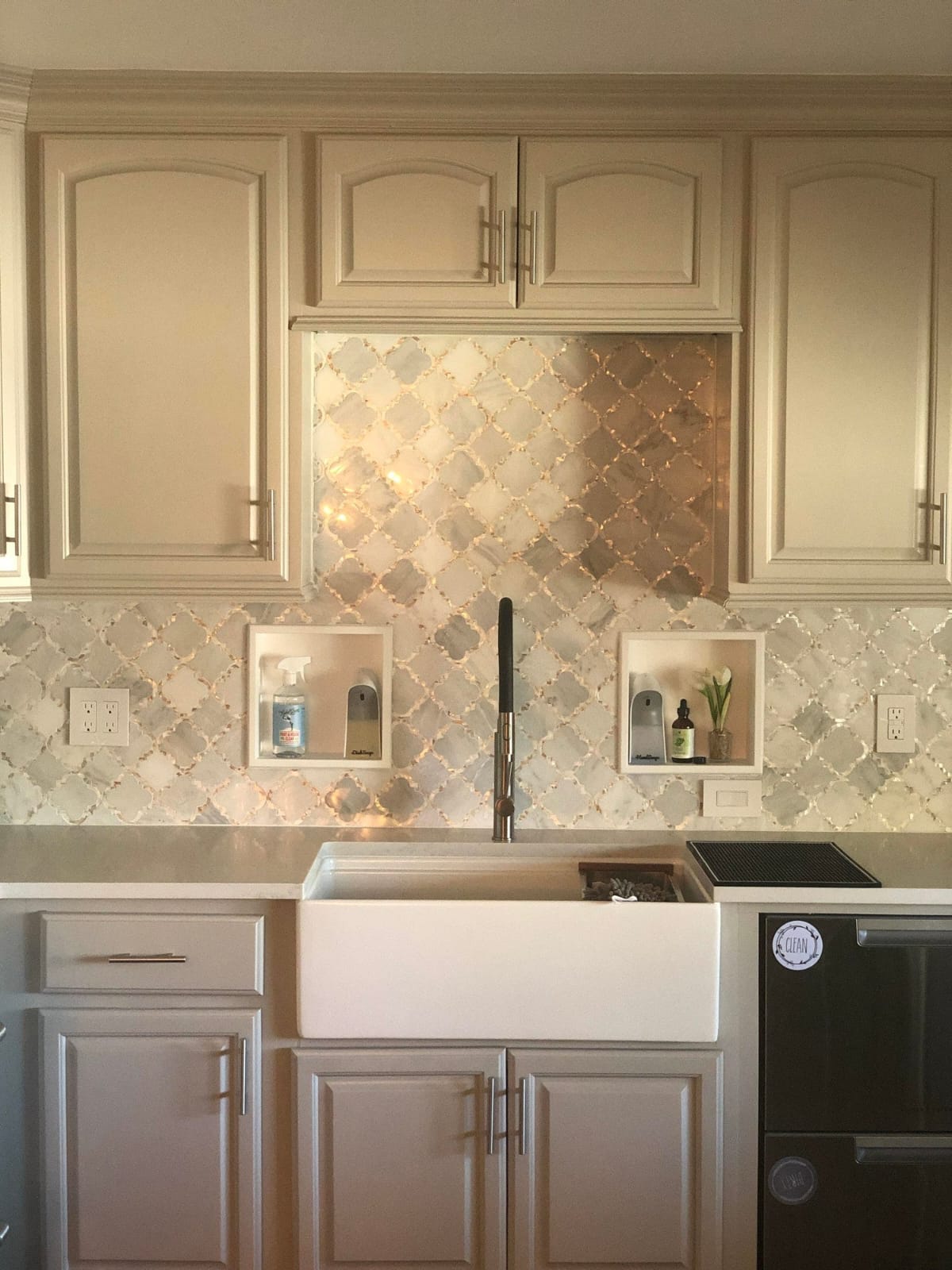 Gạch Mosaic Thủ công Cao cấp ốp tường bếp và phòng tắm chống thấm nước, Chống trơn trượt, Kháng khuẩn, Dễ lắp đặt, Bảo hành trọn đời