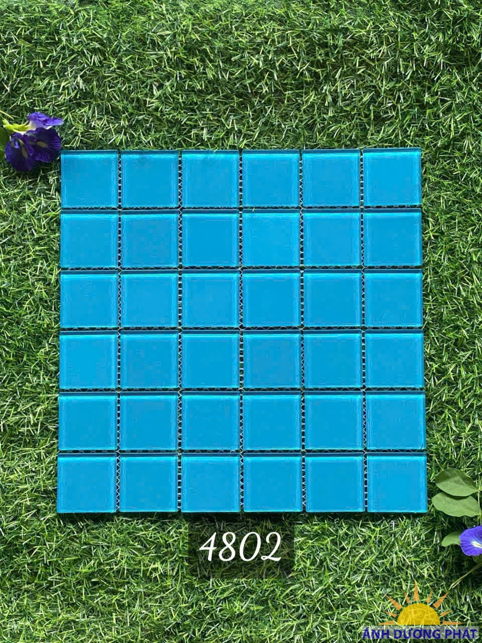 Gạch mosaic thủy tinh 4802