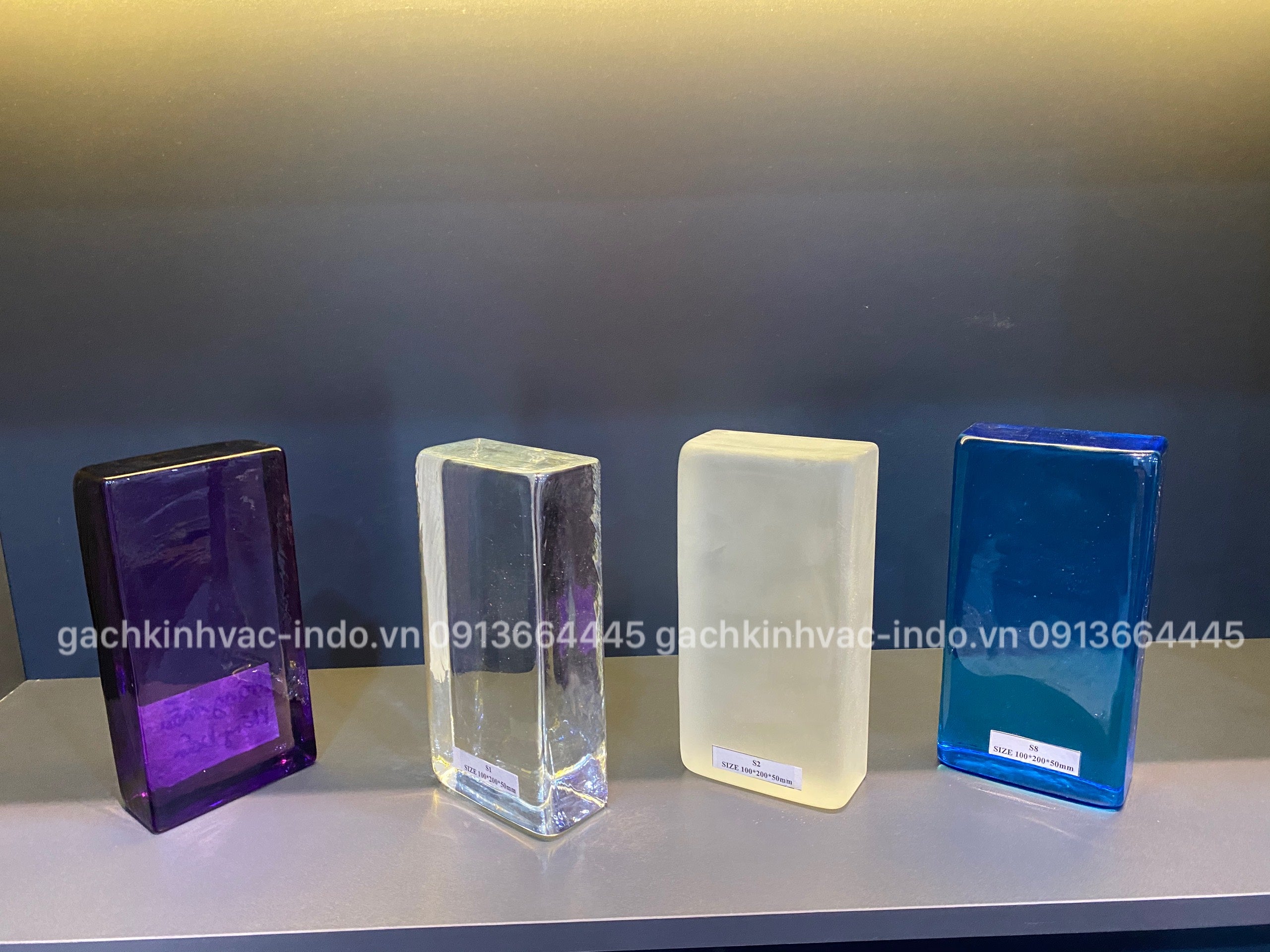 GẠCH KÍNH KHỐI ĐẶC S2