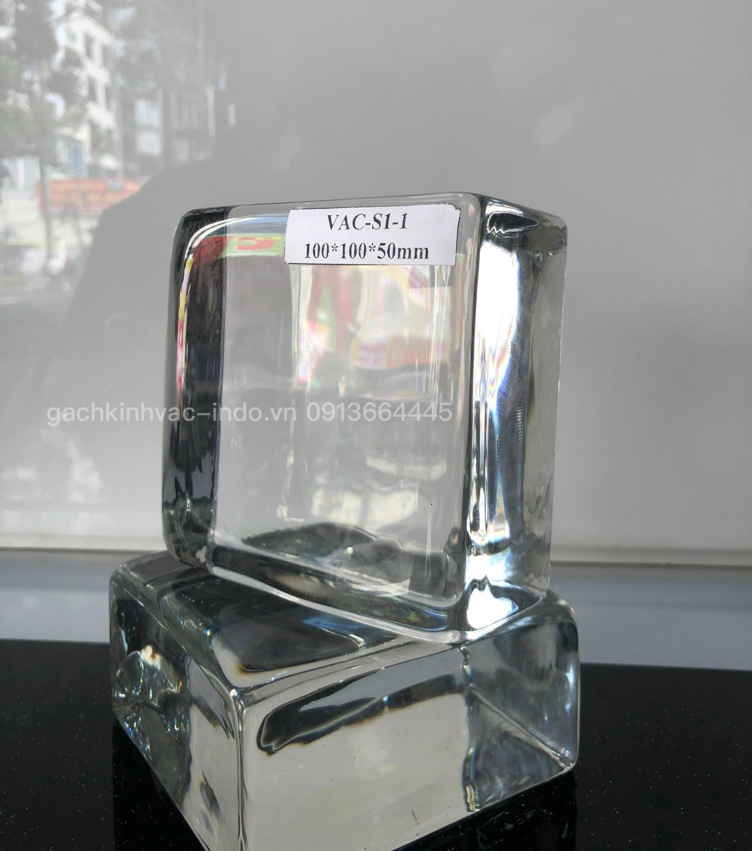 GẠCH KÍNH KHỐI ĐẶC S1-1