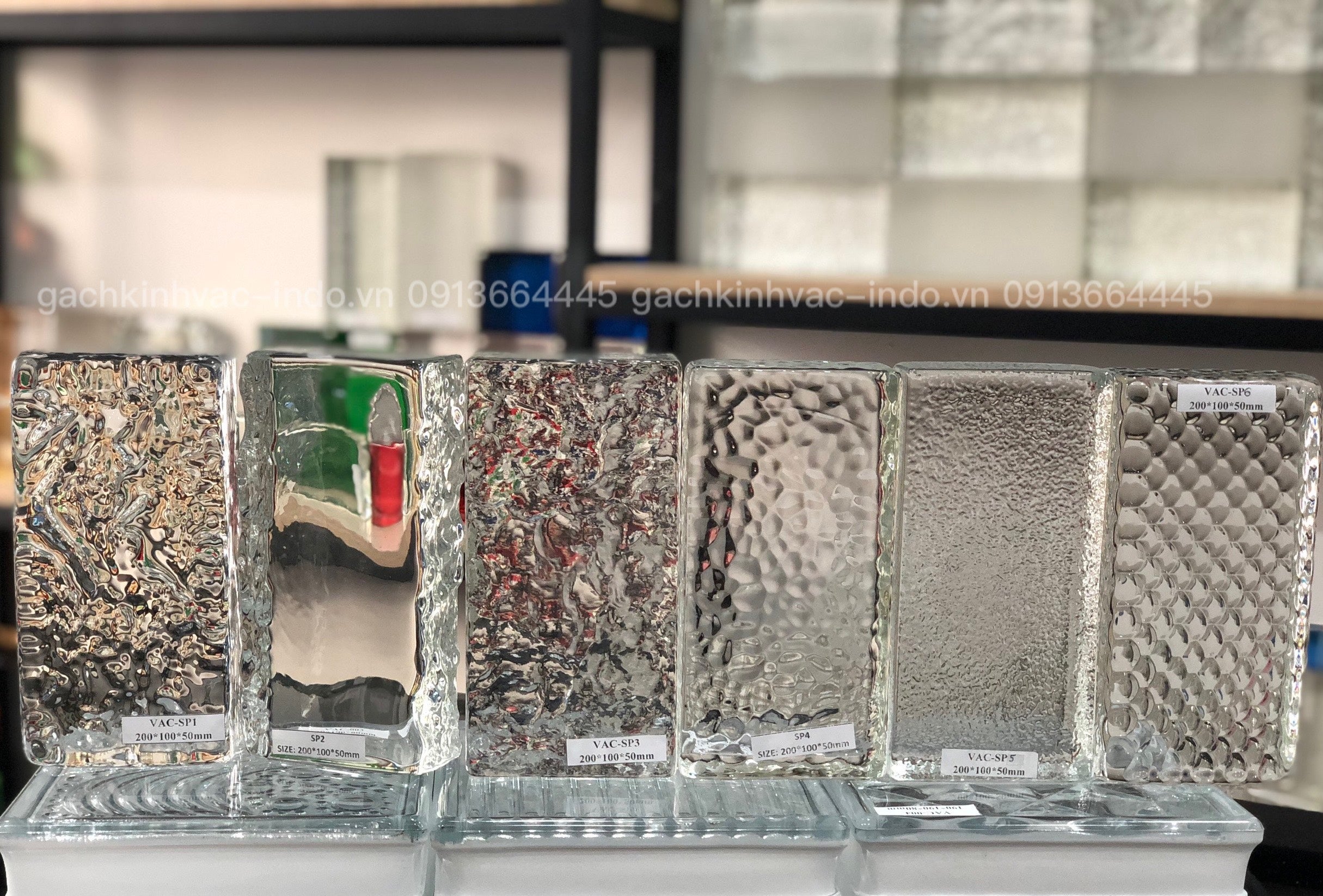 GẠCH KÍNH KHỐI ĐẶC SP5