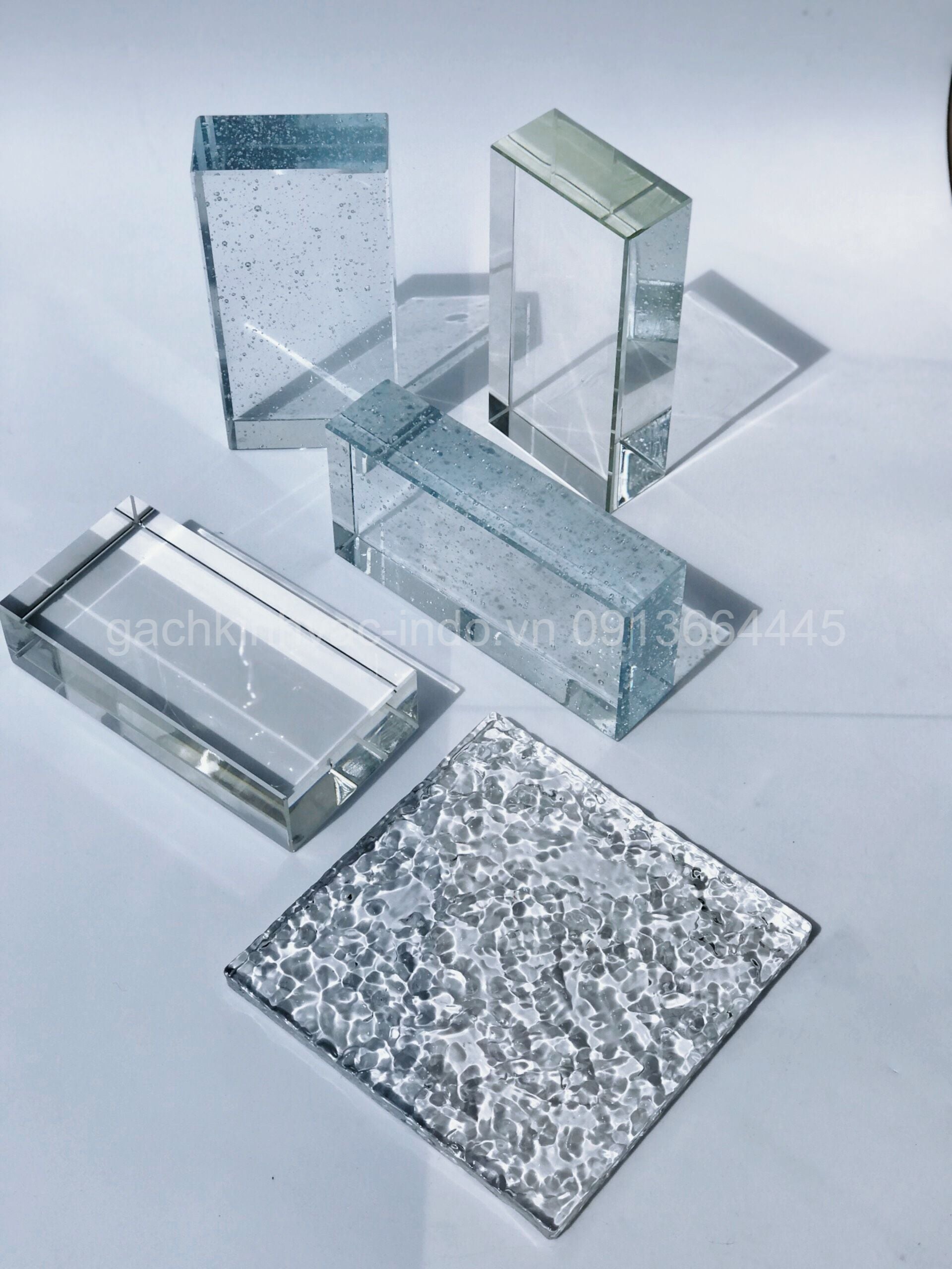 gạch kính khối đặc SP8