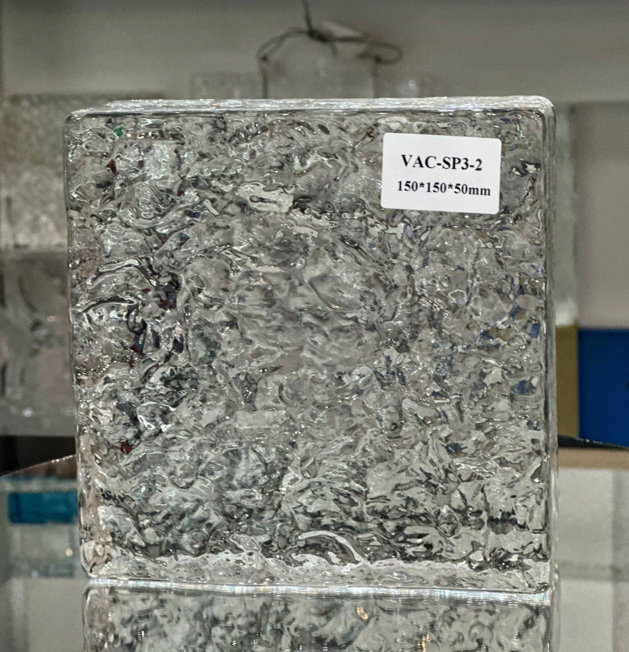 GẠCH KÍNH KHỐI ĐẶC SP3-2