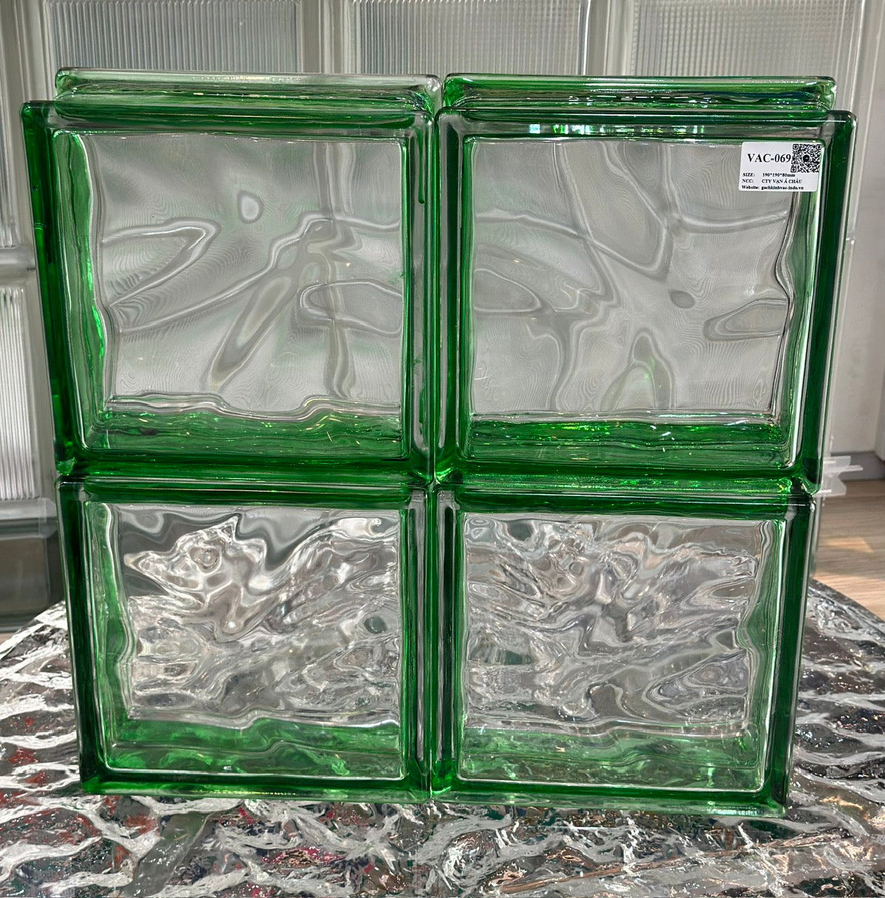 Gạch Kính Vân Mây Xanh Lá VAC-069