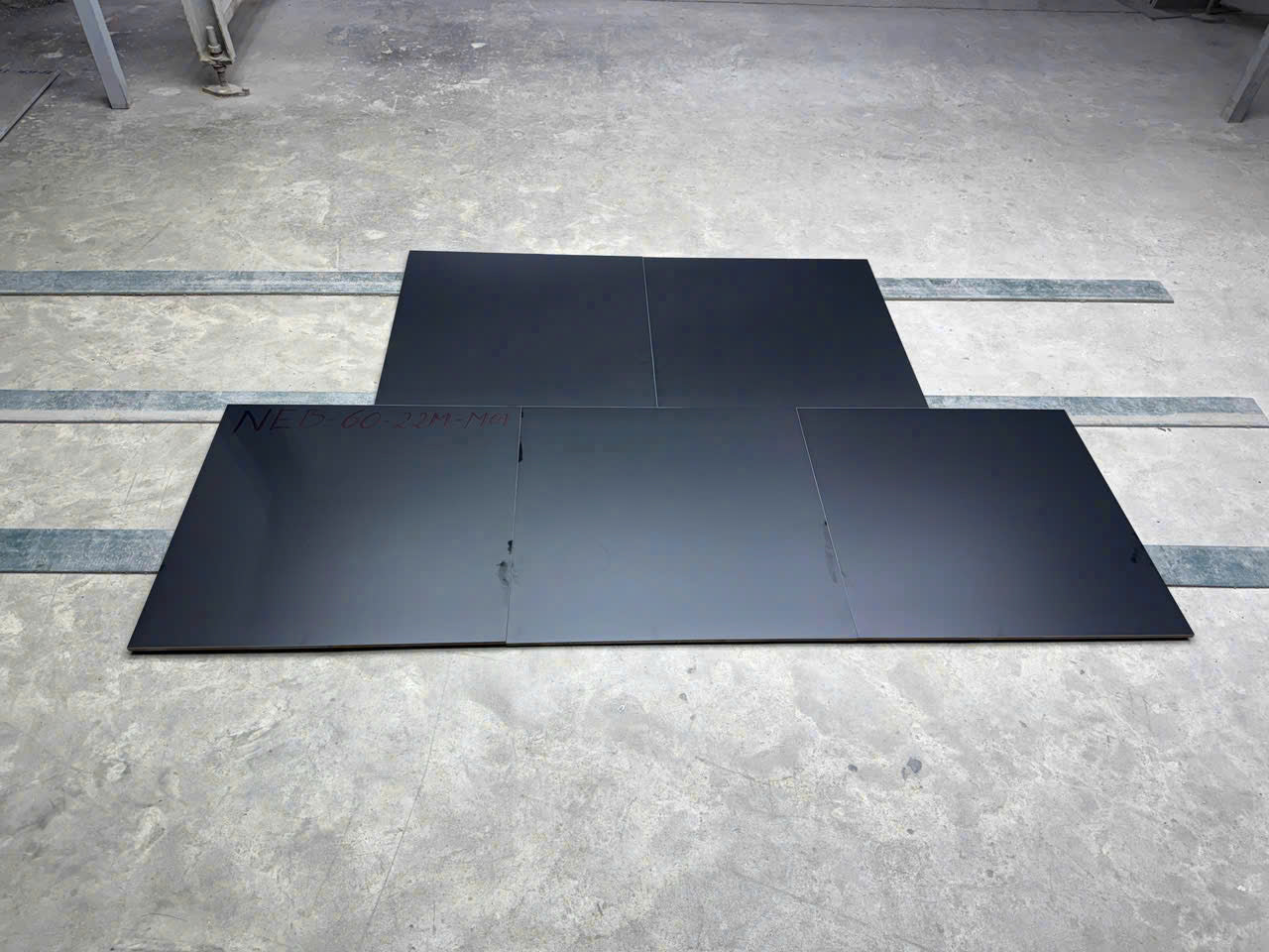 Gạch ốp tường 30x60cm Men Matt Mã NEB-60-22M-MOI