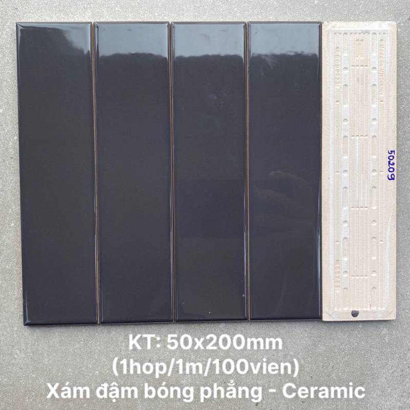 Gạch thẻ xám đen đậm bóng phẳng KT 50x200mm 50209